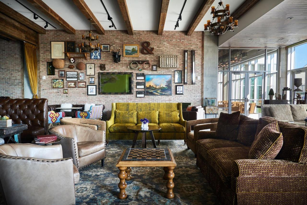 The Stella Hotel, Autograph Collection Bryan Eksteriør bilde