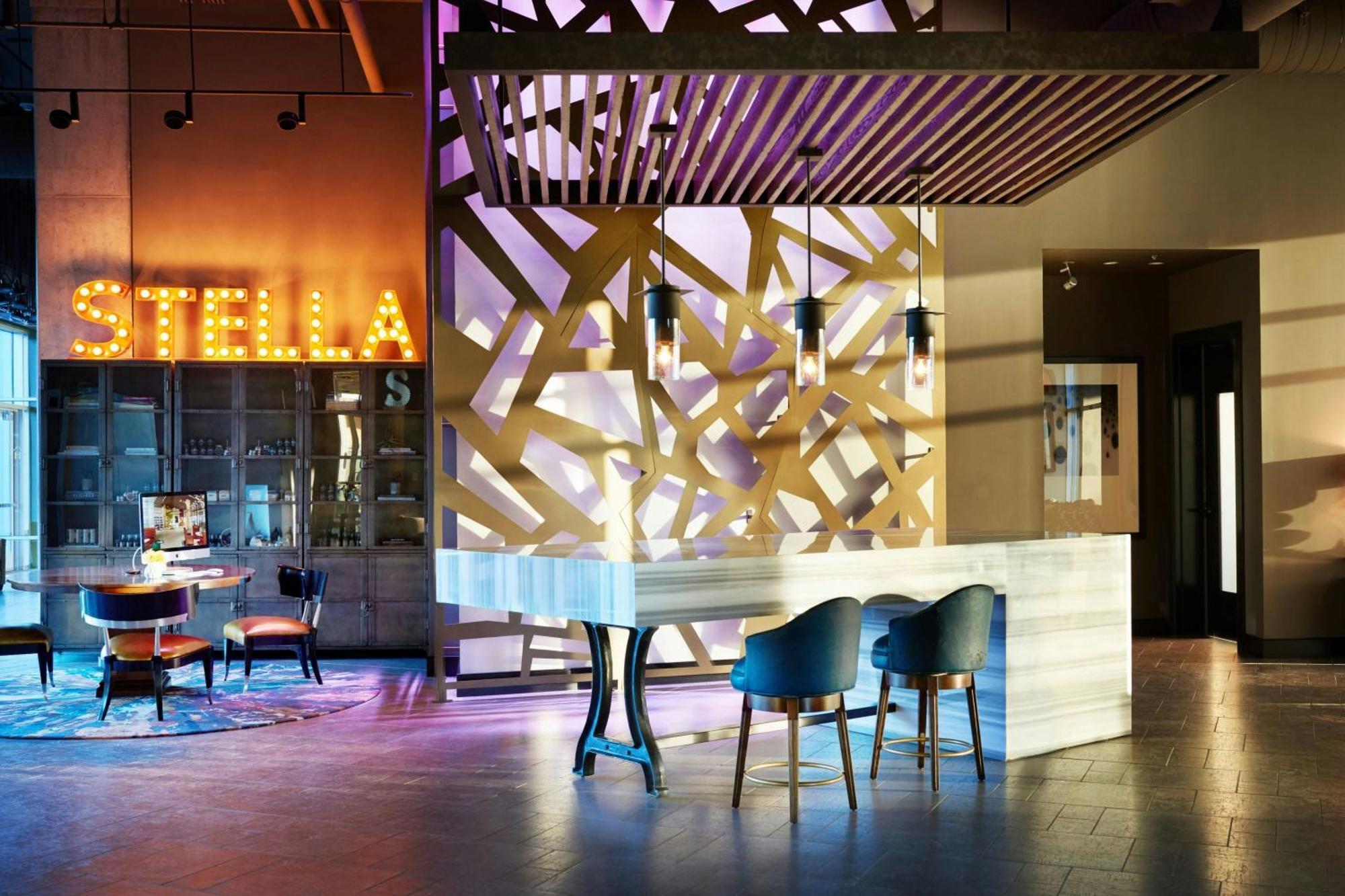 The Stella Hotel, Autograph Collection Bryan Eksteriør bilde